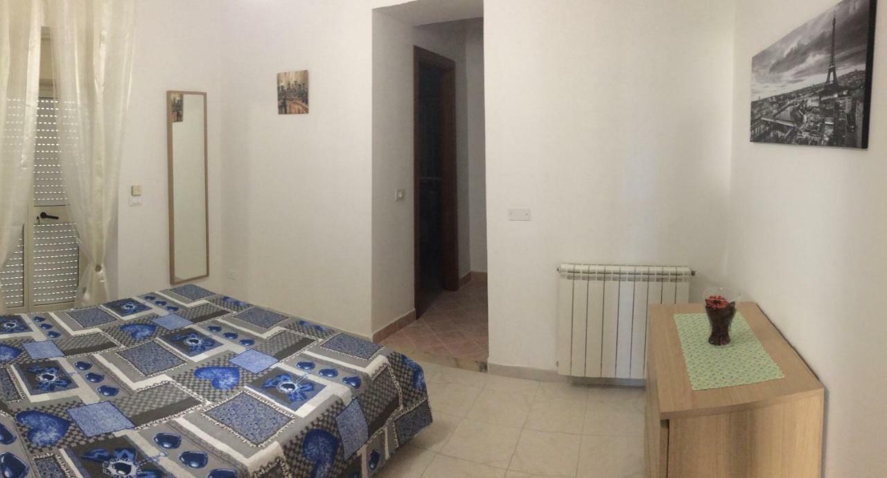 Casa Vacanze Il Gelsomino Пати Екстериор снимка